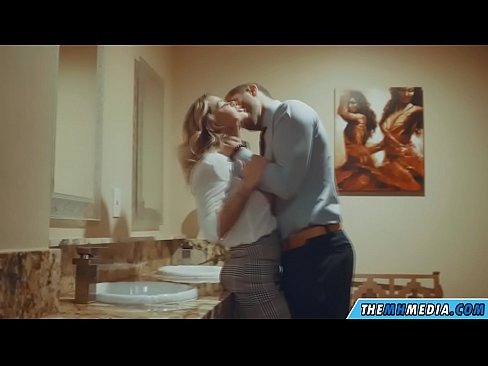 ❤️ Amikor egy bögyös szőke elcsábít egy nyilvános WC-ben ❤️ Baszás at hu.3dhentaix.ru
